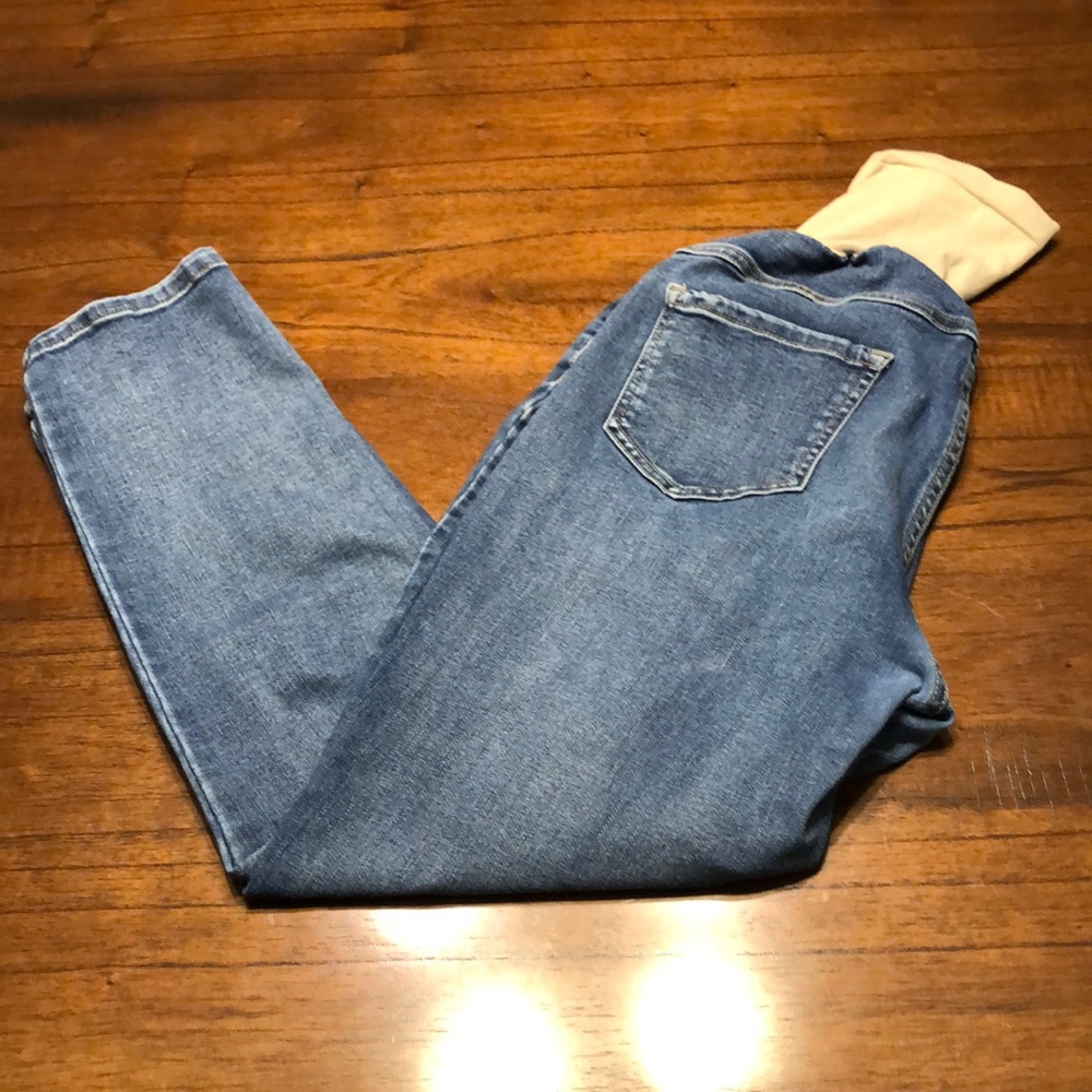 Jessica Simpson Maternity Jeans PM
